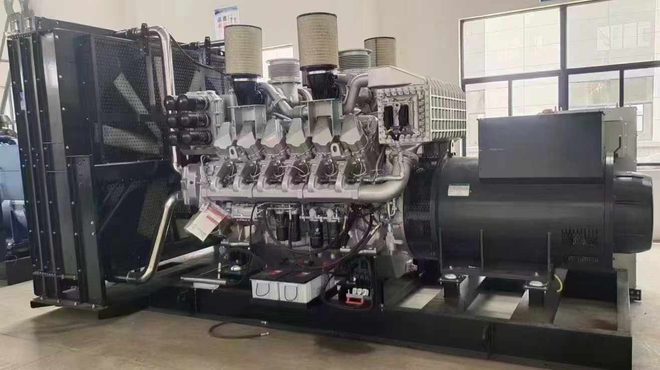 华龙800KW柴油发电机组可以带动多少kw的设备？