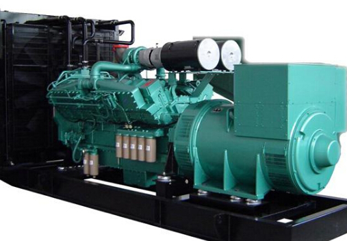 华龙冬季柴油发电机组启动前应进行哪些预热操作？